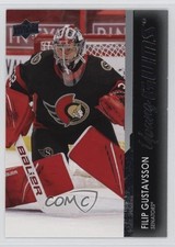 2021-22 Upper Deck Series 1 Young Guns Filip Gustavsson #225 1a7z