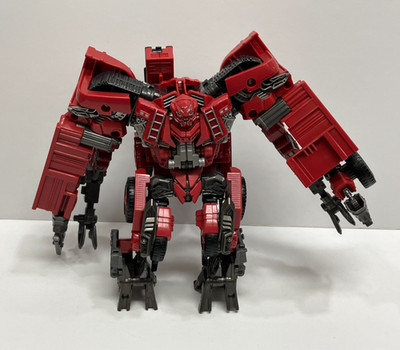 Hasbro TRANSFORMERS Studio Series 66 Leader Class Constructicon Overload figure