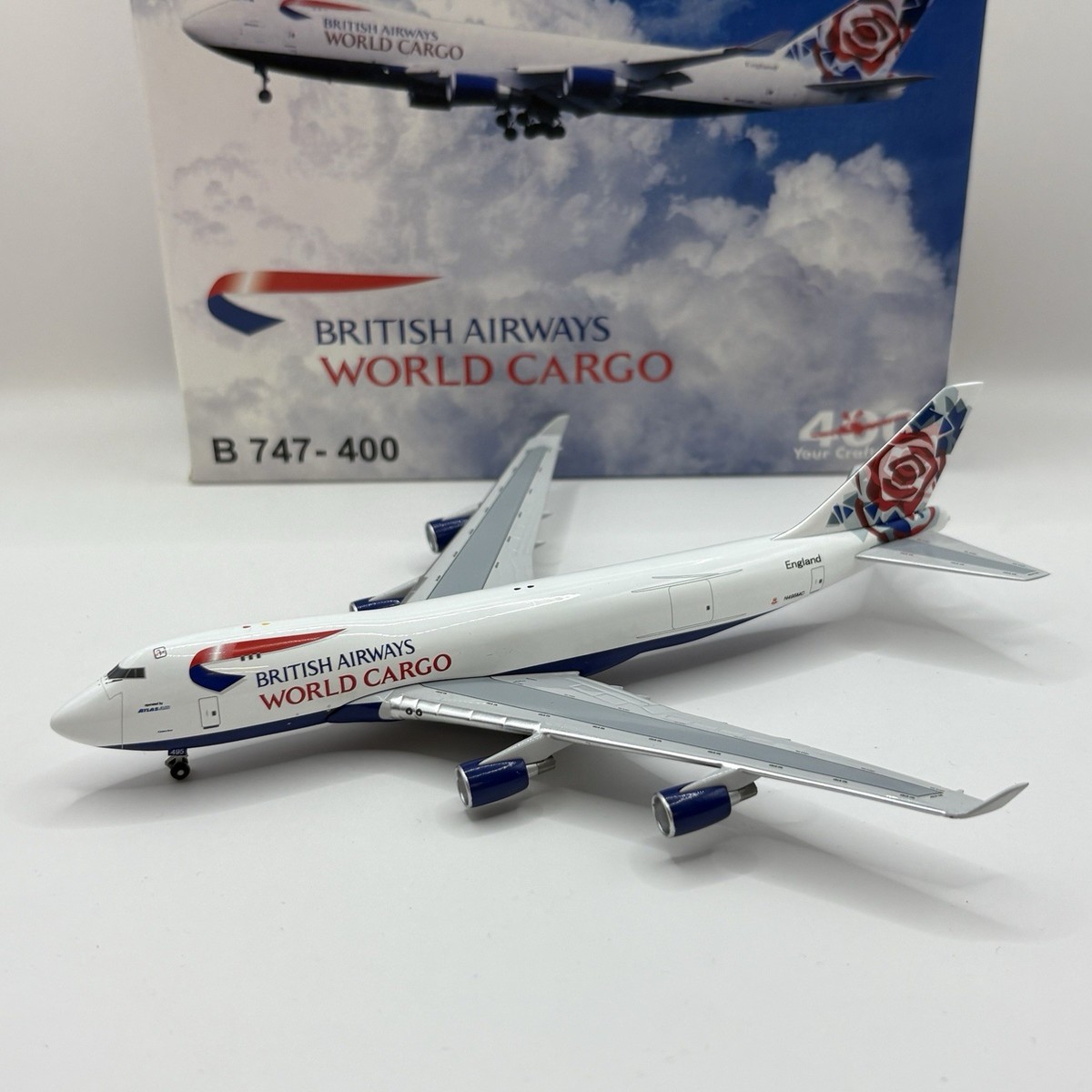 BigBird 400 1:400 British Airways World Cargo N495MC Boeing 747