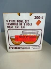 PYREX 300-4 MINT BOXED UNUSED BUTTERFLY GOLD OR PAPPILON 3 PIECE MIXING BOWL SET