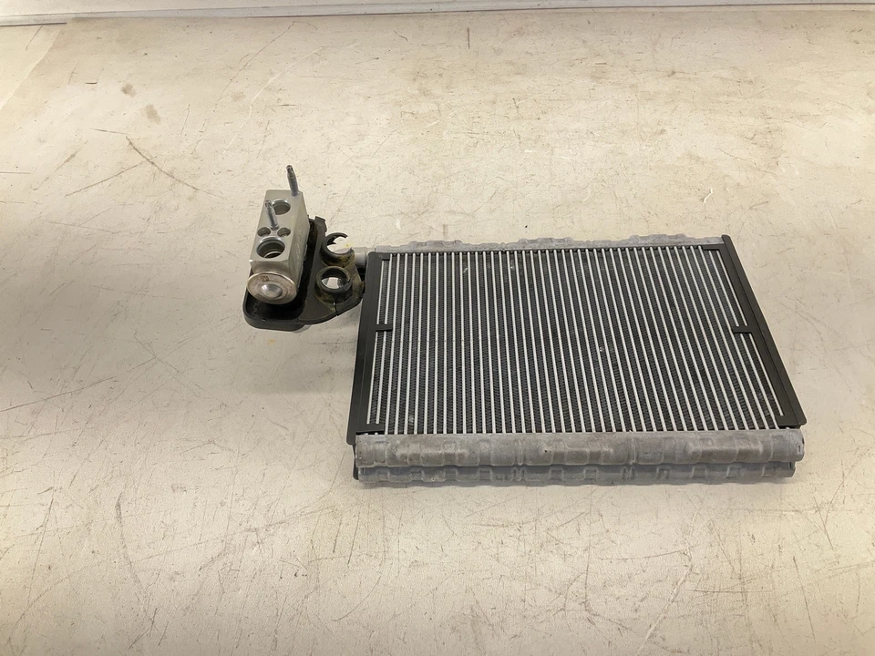 10-16 MERCEDES-BENZ E-Class E350 W212 A/C Air Condition Evaporator Core - Image 4 of 4