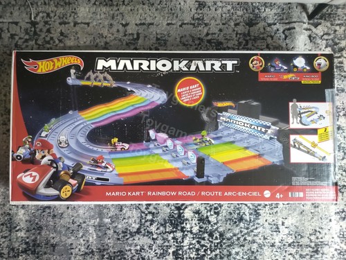 Hot Wheels Mario Kart Rainbow Road King 