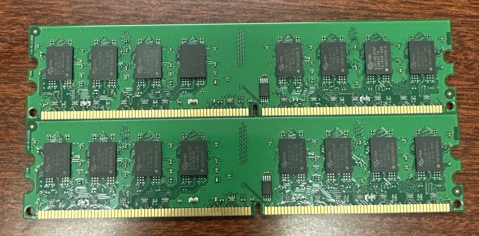 Mushkin Essentials 4GB (2 x 2GB) PC2-5300 DDR2 Desktop Memory Ram 996556 - Image 2 of 2