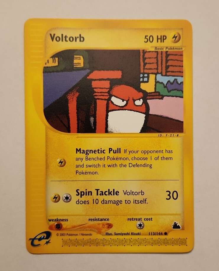 2003 Pokemon Skyridge Voltorb 113/144 Near Mint Common NM