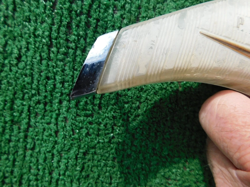 1958 Pontiac horn button with gold trim 58 Star Chief Foto 4 de 4