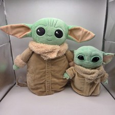 Star Wars The Mandalorian Grogu Baby Yoda The Child 14" Backpack and 9" Plush