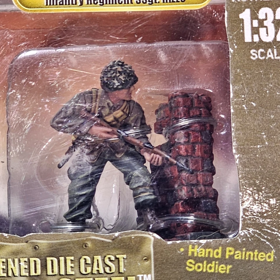 Forces of Valor Soldiers of Steel 101st Airborne, 327th Glider 1st Ssgt. Rizzo - Image 2 of 4