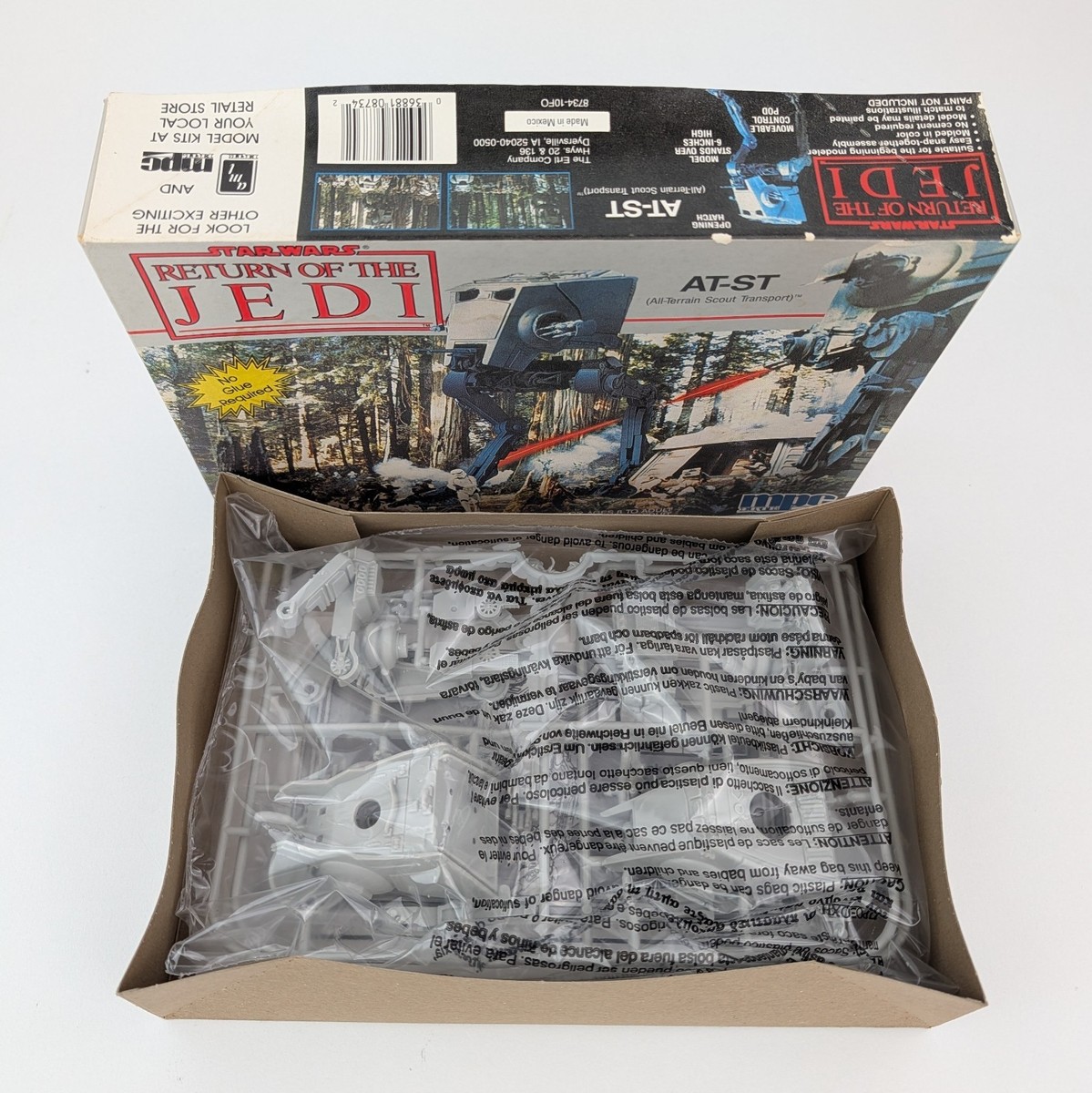 Vintage 1983 Star Wars MPC ERTL AT-ST Snap Model Kit 8734 Sealed
