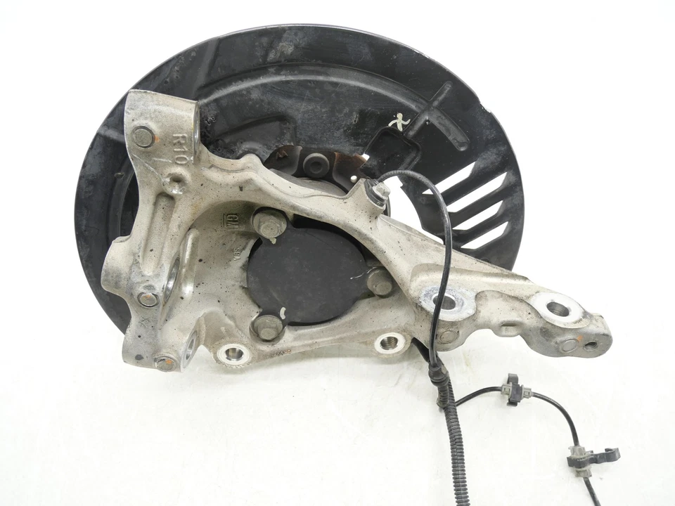 Husillo de nudillo lateral derecho pasajero delantero usado Chevy Camaro SS 2016-2024 6,2 L OEM Foto 3 de 4