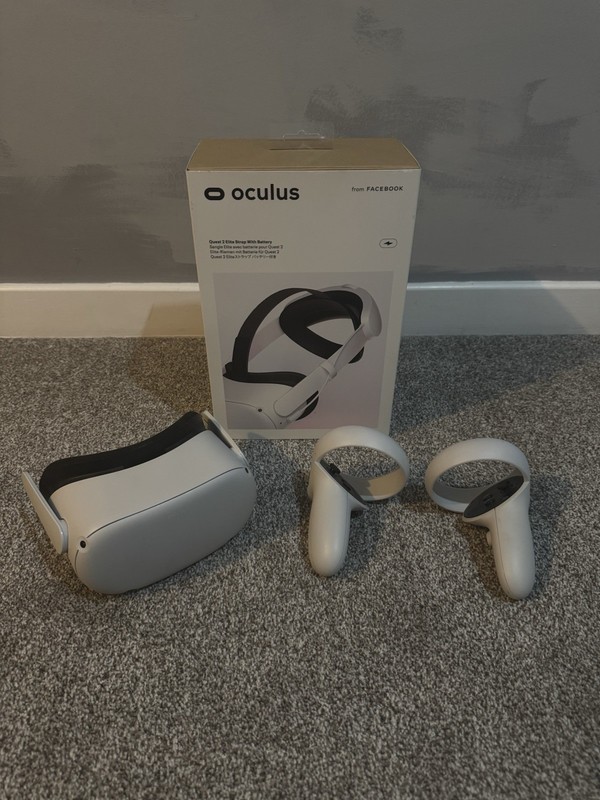 Meta Quest 2 Headset, Controllers, Brand New Elite Head strap With Battery