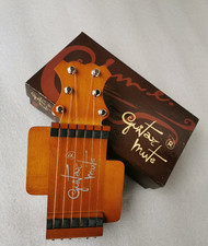Portable Right Hand Tool  Silent Guitar Trainer