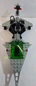 LEGO Space:Gamma V Laser Craft (6891) 95% Complete With Mini Figure Instructions