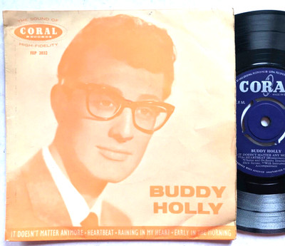 BUDDY HOLLY Raining In My Heart 7'' Vinyl EP  Heartbeat, It Doesn't Matter Any M