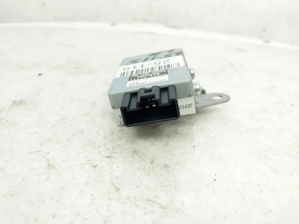 2016-2018 丰田 Rav4 车身控制模块电脑 Bcm 89570-42030 — 第 4/4 张图片