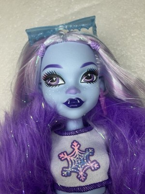2023 Monster High G3 Abbey Bominable Yeti Fashion Doll With Pet Dressed