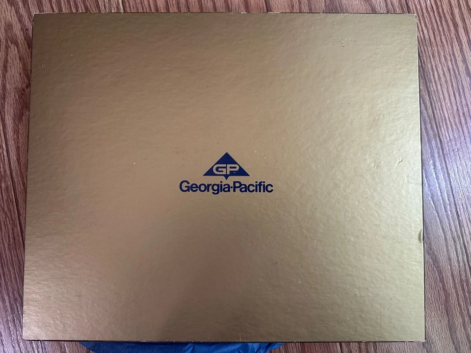 1992 Olympic Georgia Pacific Pin Set of 15 in Display Box WITH ORGINAL PACKAGING - Image 2 of 2