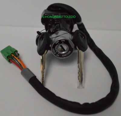 SUZUKI GSXR600 GSXR750 GSXR1000 NEW OEM IGNITION SWITCH WITH 2