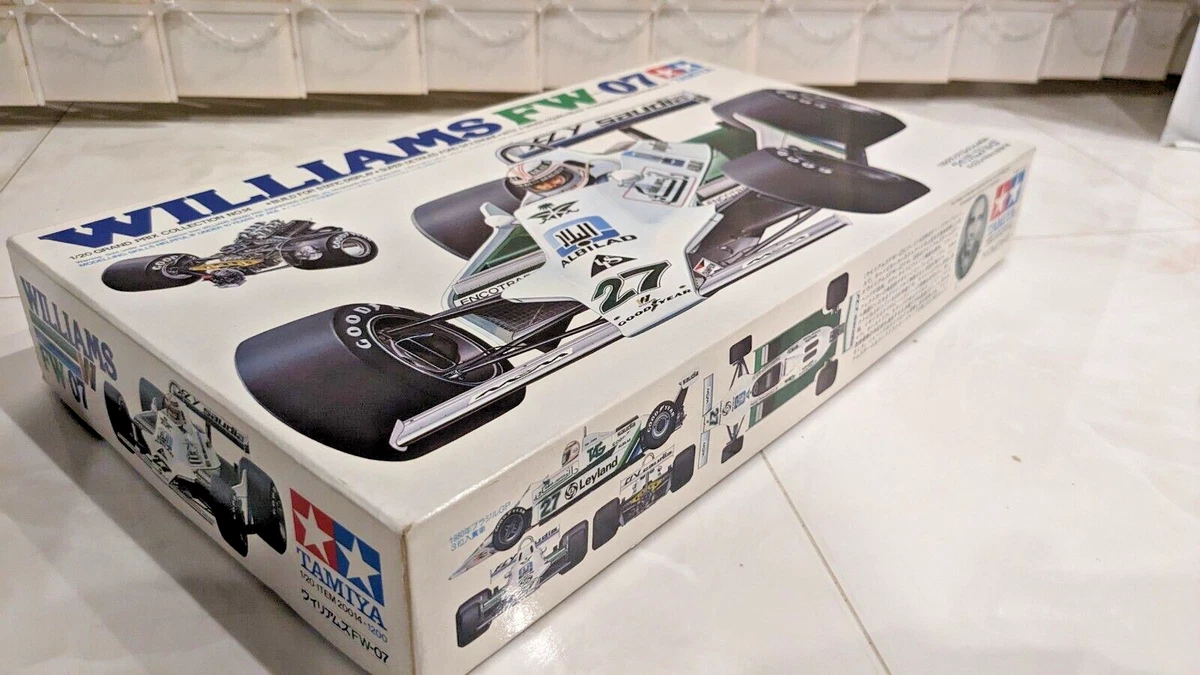 Tamiya 1/20 Williams FW-07 Grand Prix Collection No.14 F1 Car