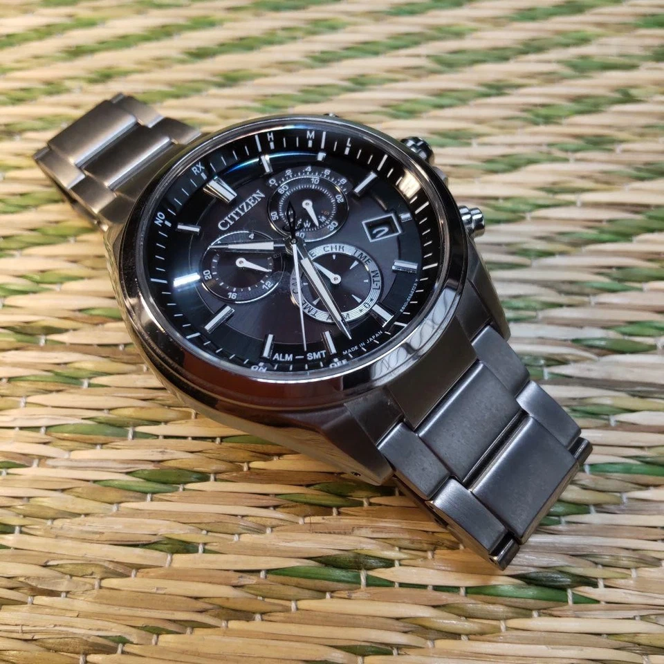 Citizen Attesa Chronograph Titanium Solar Radio Controlled 40mm wrist 17cm - Image 3 of 4