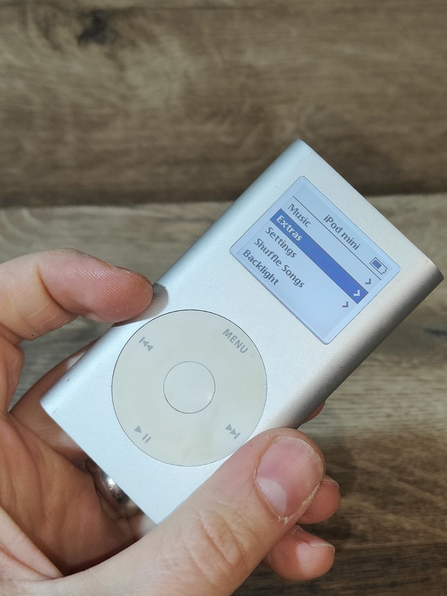 0703 希少 iPod mini 4GB シルバー M9800J/A 0703 希少 iPod mini 4GB シルバー M9800J/A