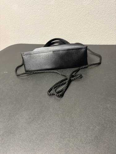 Women’s Elegant Black Handbag W/Floral Accents And Crossbody Strap - Picture 3 of 8