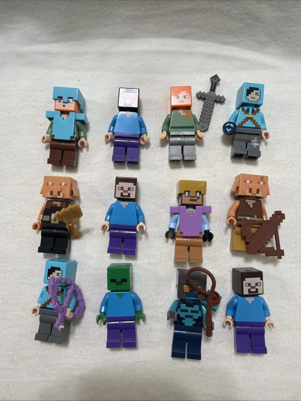 LEGO Minecraft Minifigures Lot Of 12