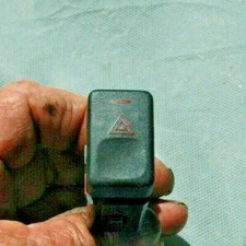 1999-2002 Range Rover P38 4.6L Emergency Flasher Switch OEM 