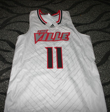 Louisville Cardinals Basketball Game Used 22/23 The Ville Jersey #11 L + 2