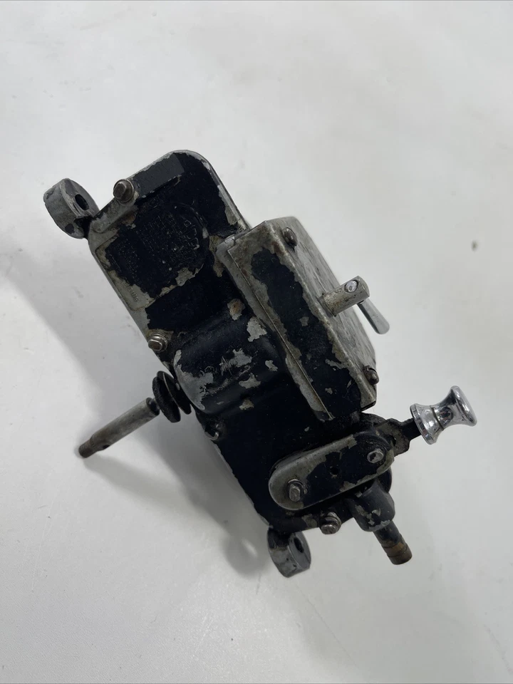 Motor limpiaparabrisas de vacío Trico vintage años 30 L5 Foto 2 de 4