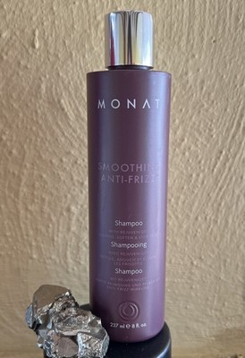 Monat Smoothing Anti-Frizz Shampoo mit Rejuveniqe, 237ml, neu