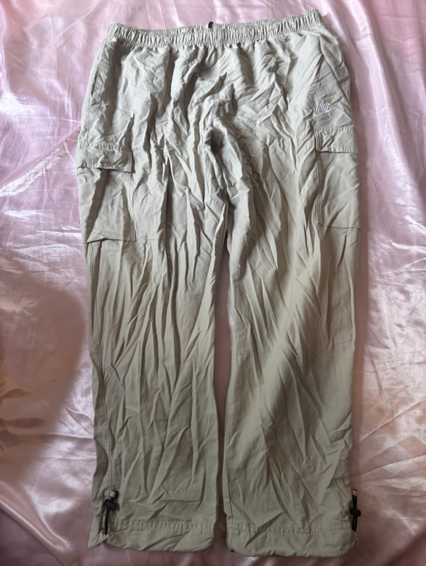 Nike Men’s Beige Solid Jogger Pants Regular Fit Size XXL 36" Inseam