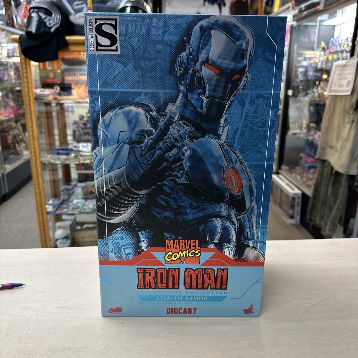 HOT TOYS CMS012-D46 MARVEL IRON MAN COMIC ORIGINS (STEALTH ARMOR HOT TOYS CMS012-D46 MARVEL IRON MAN COMIC ORIGINS (STEALTH ARMOR