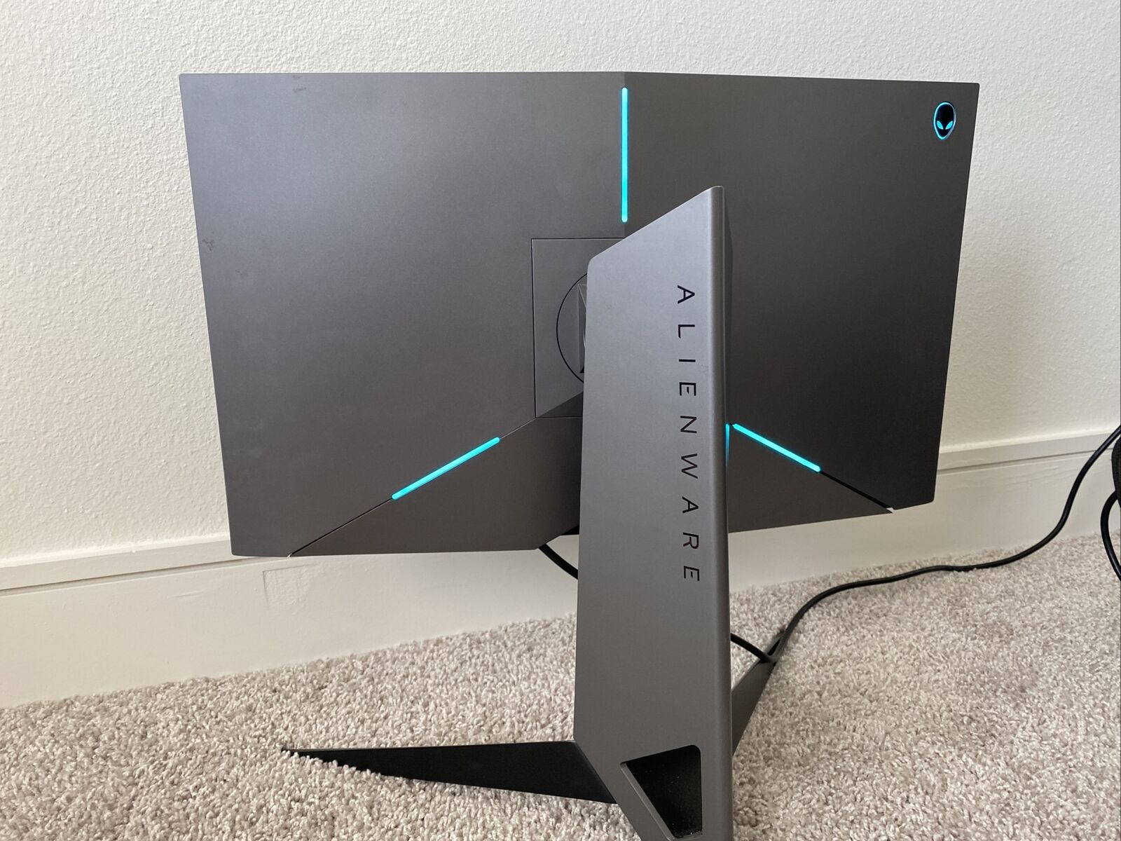 alienware 240hz monitor AW2518H