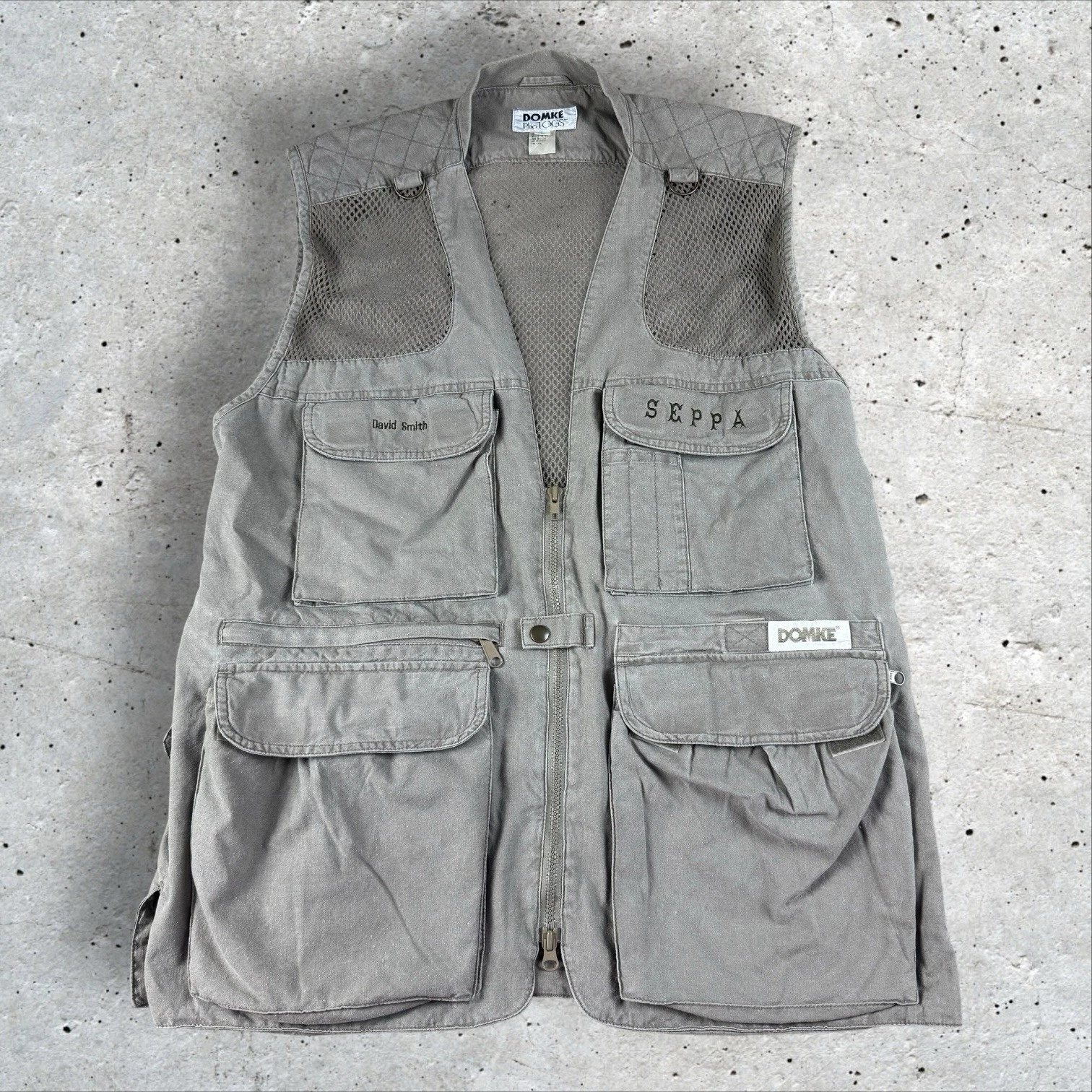 Domke Photogs Photography Vest Zip Jacket Men’s Large Outdoors Camera Fishing
Opens in a new window