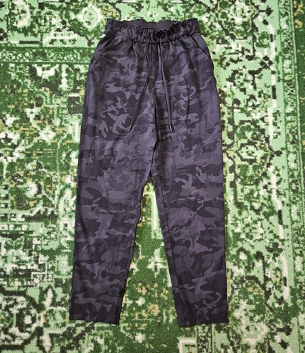 Lululemon Keep It Moving 7/8 High Rise Pant 4 Incognito Camo Multi Gray W5DBDS