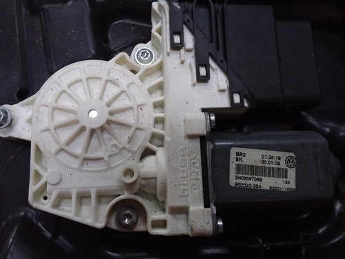 VOLKSWAGEN TIGUAN RIGHT REAR WND REG/MOTOR 5N, POWER, 05/08-08/16 08 09 10 11 12