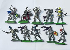 10 X Britains Deetail Medieval knights . 1:32 Scale. (224) 1971