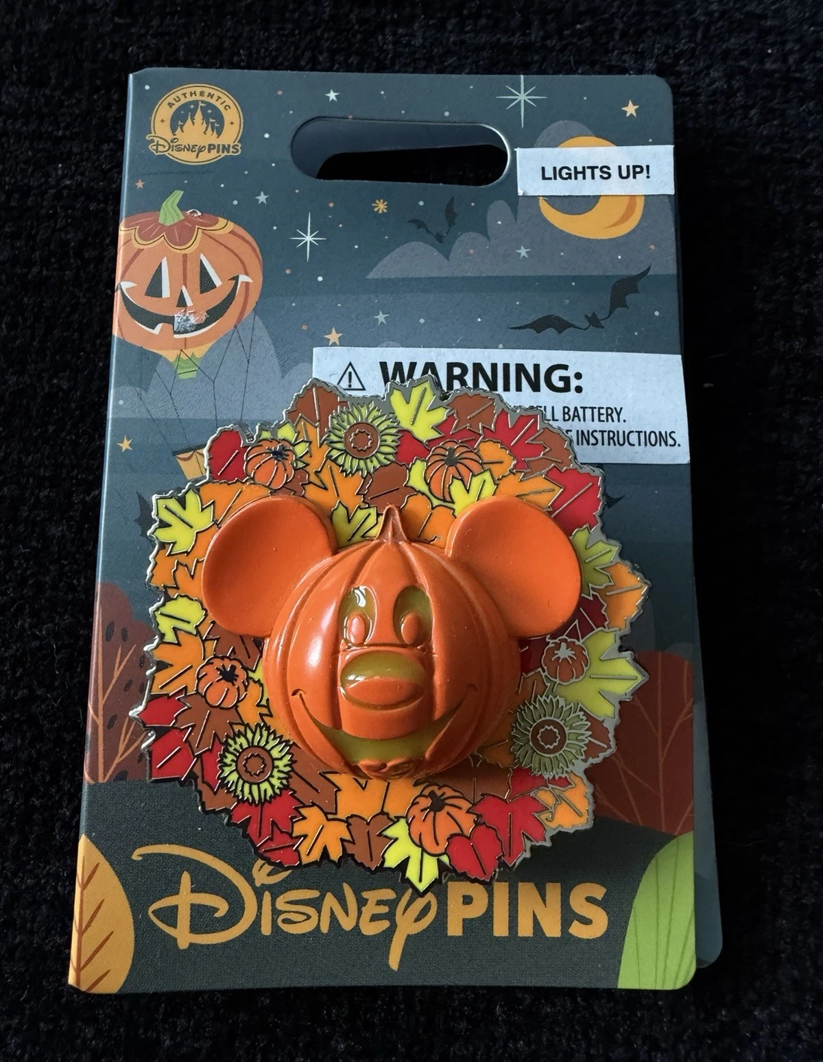 Disney Mickey Mouse Lighted Pumpkin Halloween Single Pin