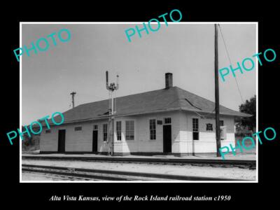OLD LARGE HISTORIC PHOTO OF ALTA VISTA KANSAS ROCK ISLAND RAILROAD DEPOT c1950