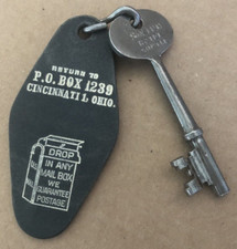 Vintage SINTON HOTEL Key Fob #428 CINCINNATI OH Shoeless Joe Jackson BLACKSOX