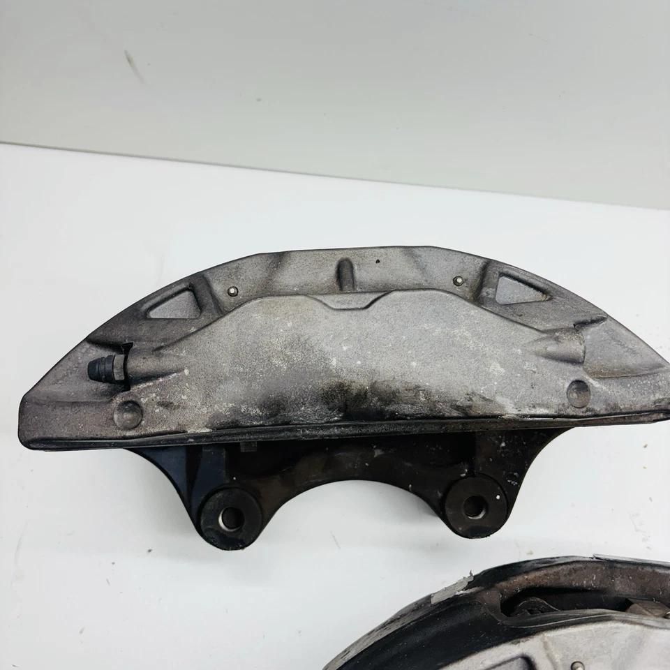 Pinzas de freno Brembo Cadillac XTS 2013-2019 Foto 4 de 4