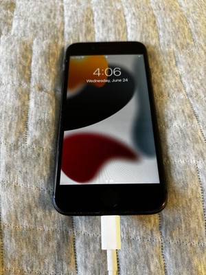 Used iPhone 8 64GB fully functional