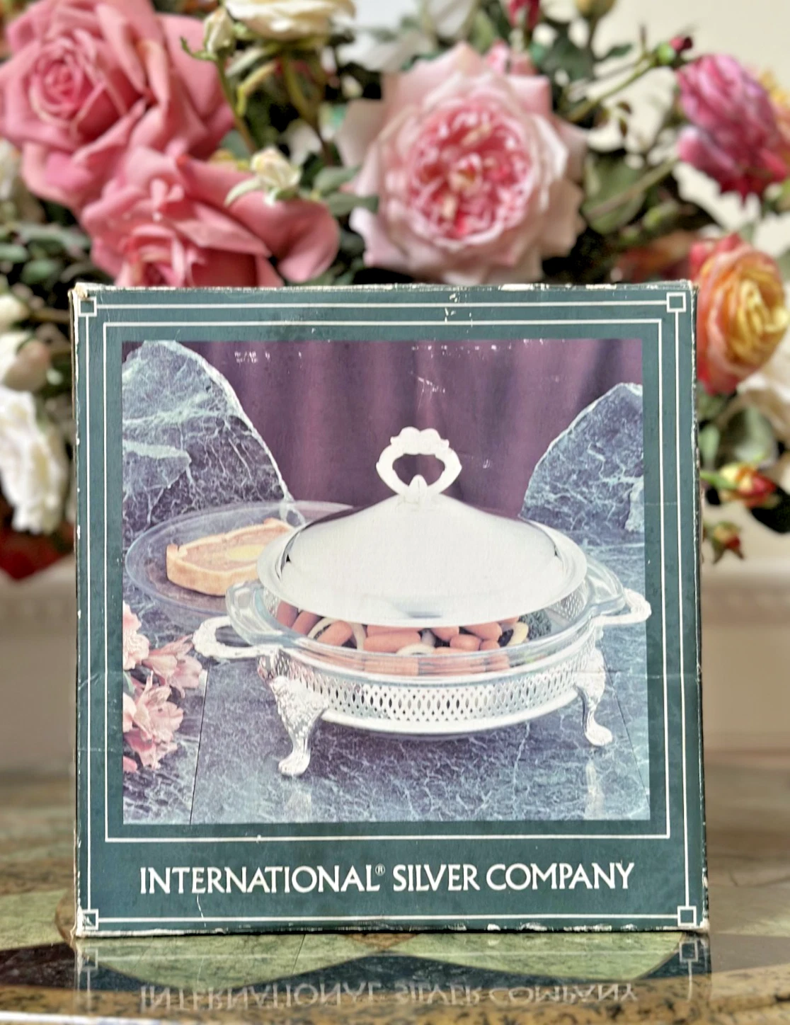 International Silver Company - Silver Plated Duo Server Incl. 2 Qt Liner & Pie P