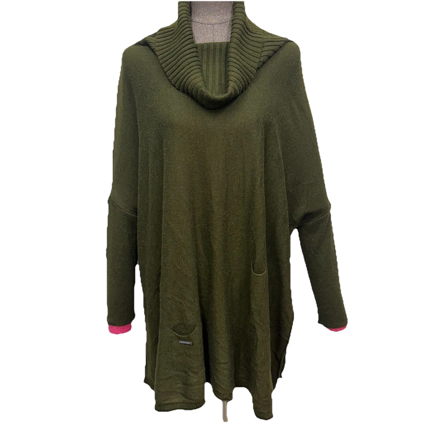MER SEA MerSea Catalina Poncho One Size Fits Most Sweater Thin Green Lagenlook