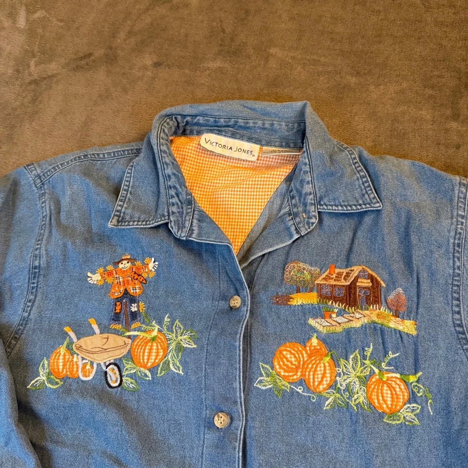 Victoria Jones Embroidered Denim Shirt Scarecrow Pumpkins Farm Fall Womens Large - Image 2 of 4