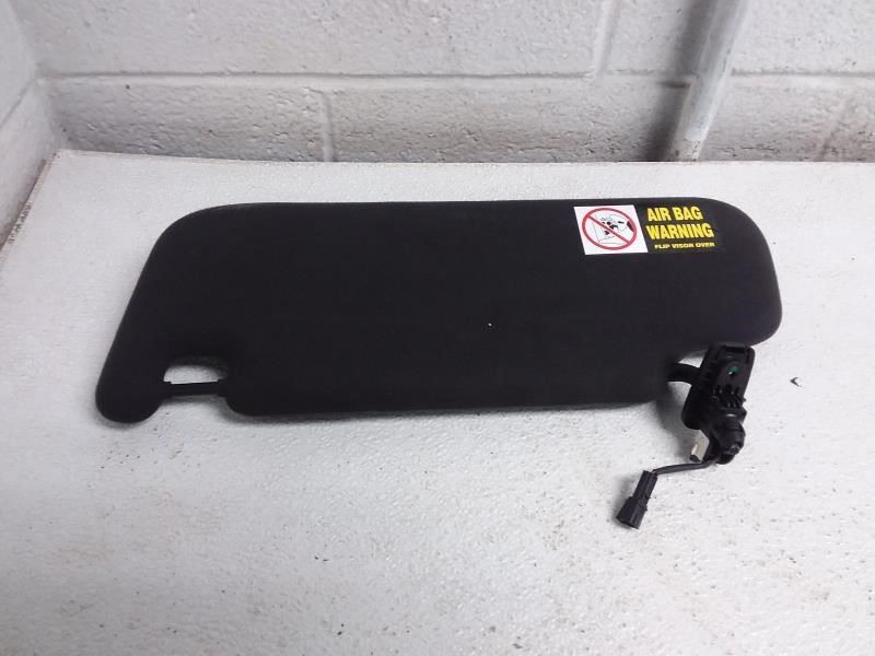 2017 MASERATI LEVANTE Passenger Right Side Black Cloth Sun Visor Lighted Mirror
