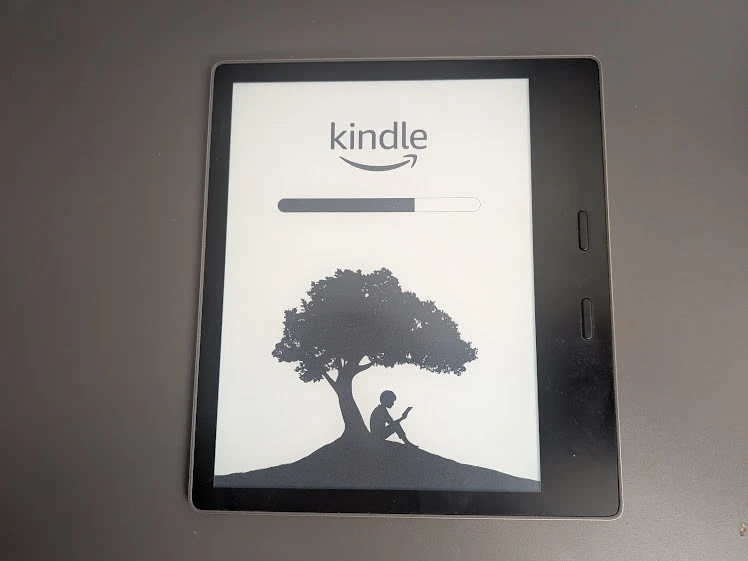 Amazon Kindle Oasis (9th Generation) 7 in - 8.9 in Screen eBook