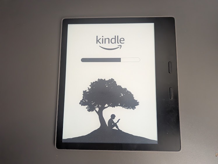 Amazon Kindle Oasis (9th Generation) 8GB, Wi-Fi, 7in - Tested