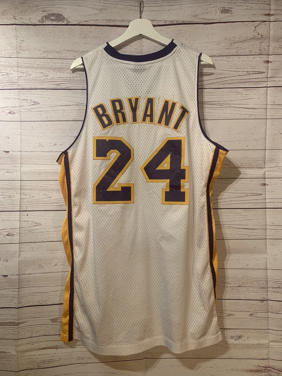 Kobe bryant cheap adidas swingman jersey