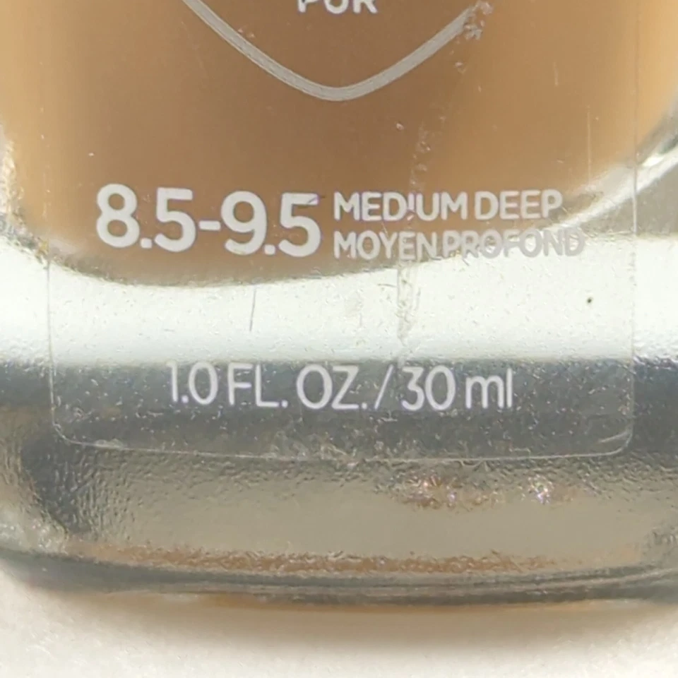 L'Oreal True Match Nude Hyaluronic Tinted Serum 8.5-9.5 Medium Deep - Image 3 of 4